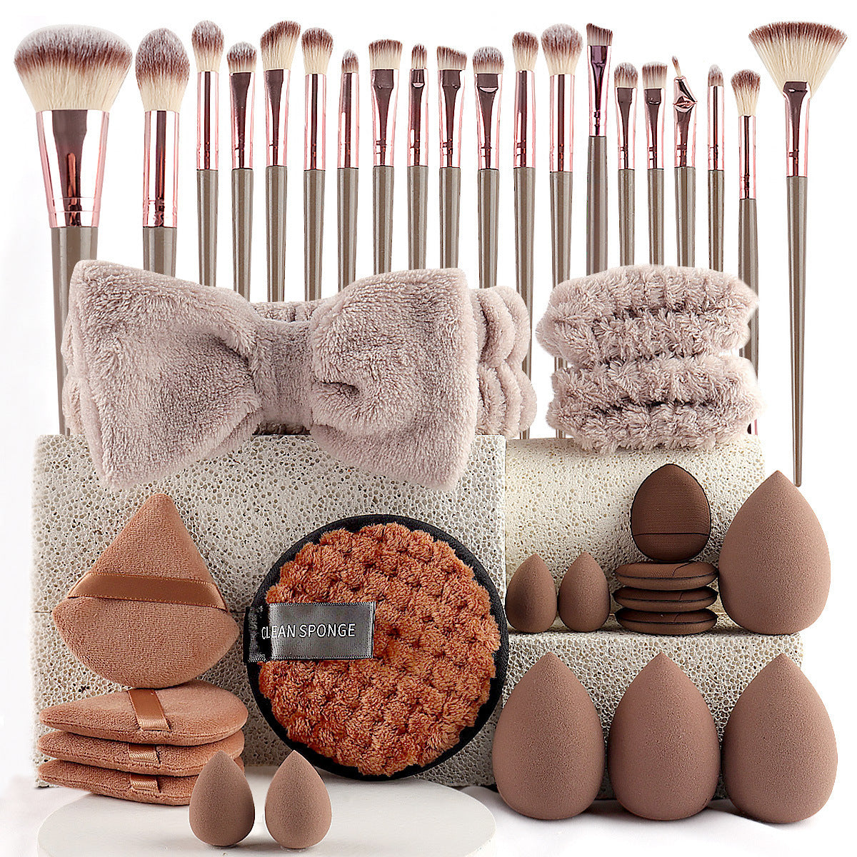 20–40 Piece Makeup Brush & Beauty Tool Set for Complete Kit